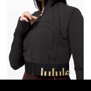 Lululemon Special Edition Define Jacket Black Gold Logo Cropped🦄